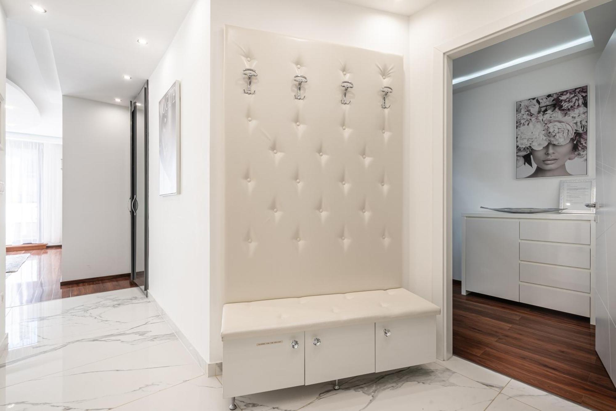 בודפשט Kiraly 44 Luxury Apartment With Free Parking מראה חיצוני תמונה