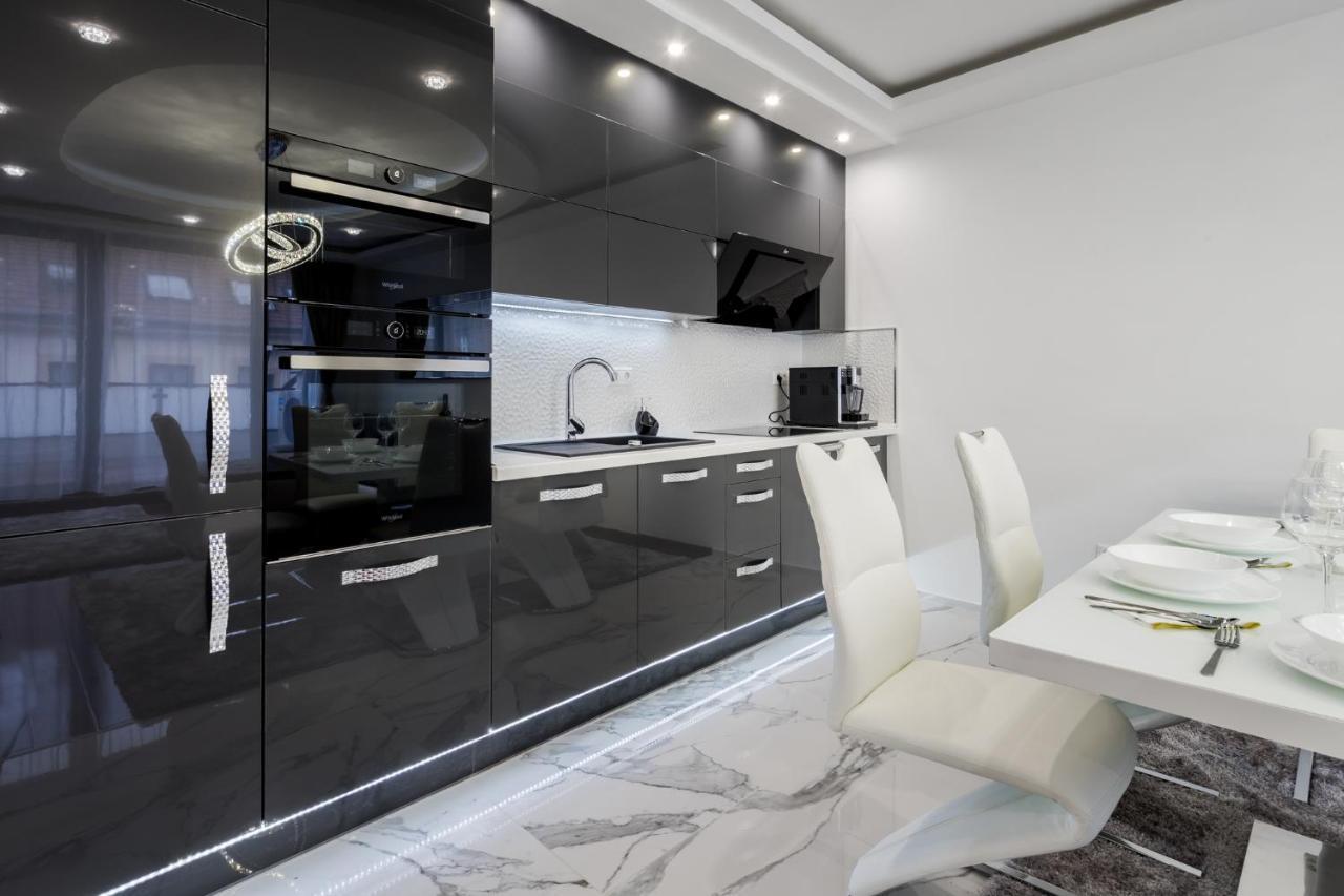 בודפשט Kiraly 44 Luxury Apartment With Free Parking מראה חיצוני תמונה