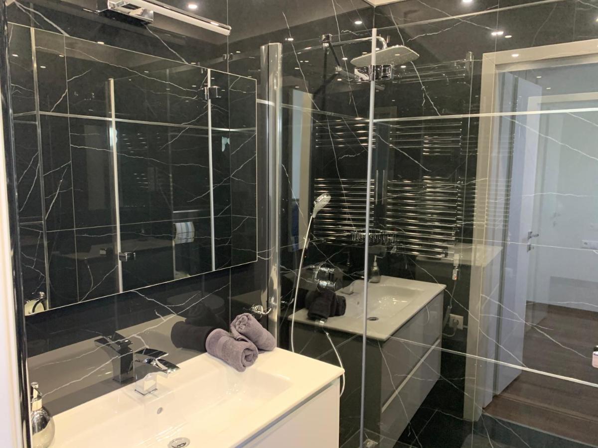 בודפשט Kiraly 44 Luxury Apartment With Free Parking מראה חיצוני תמונה