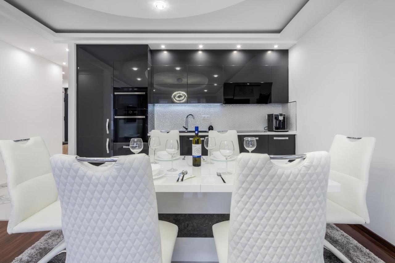 בודפשט Kiraly 44 Luxury Apartment With Free Parking מראה חיצוני תמונה